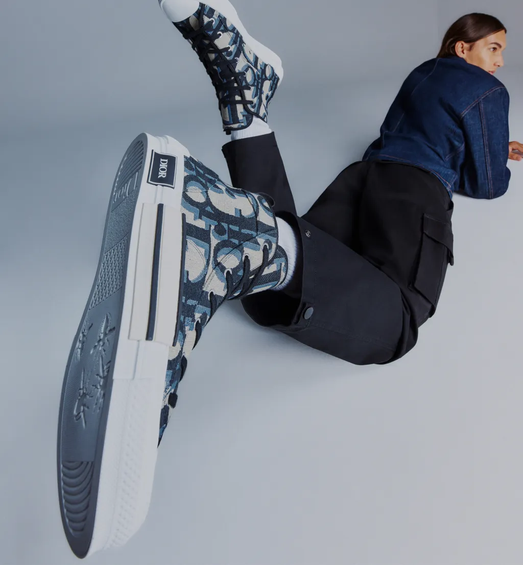 B23 High-Top Sneaker