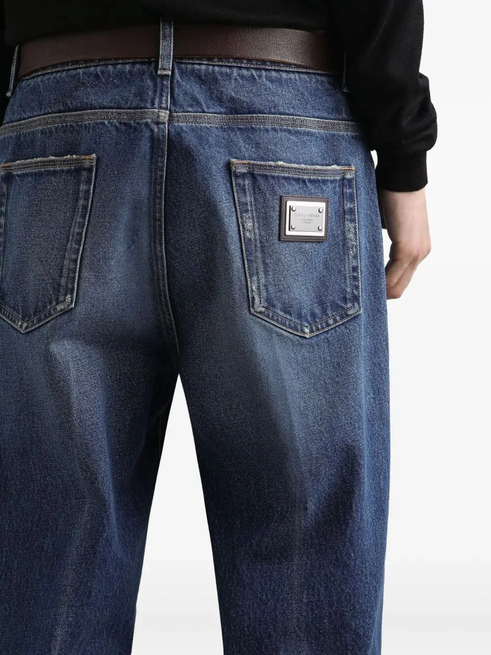 Distressed Logo-Plaque Jeans