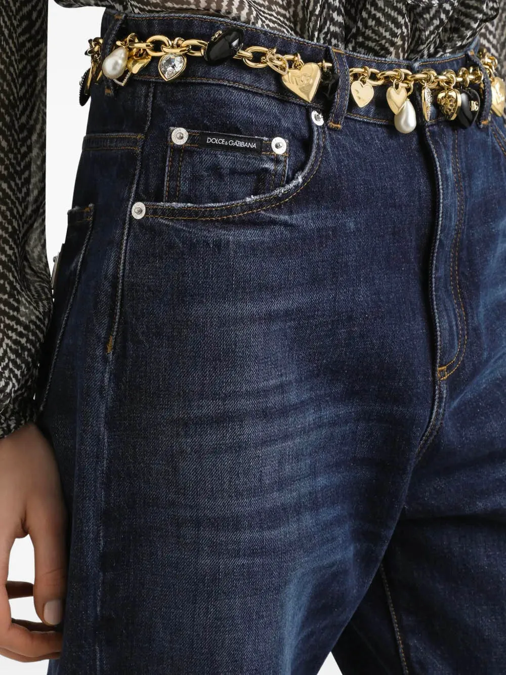 Logo Plaque Boyfriend Jeans
