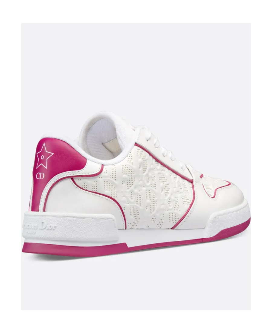 One Sneaker