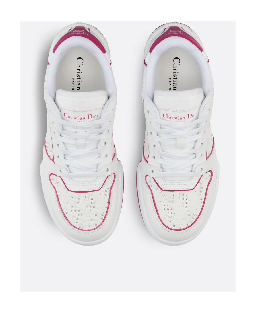 One Sneaker