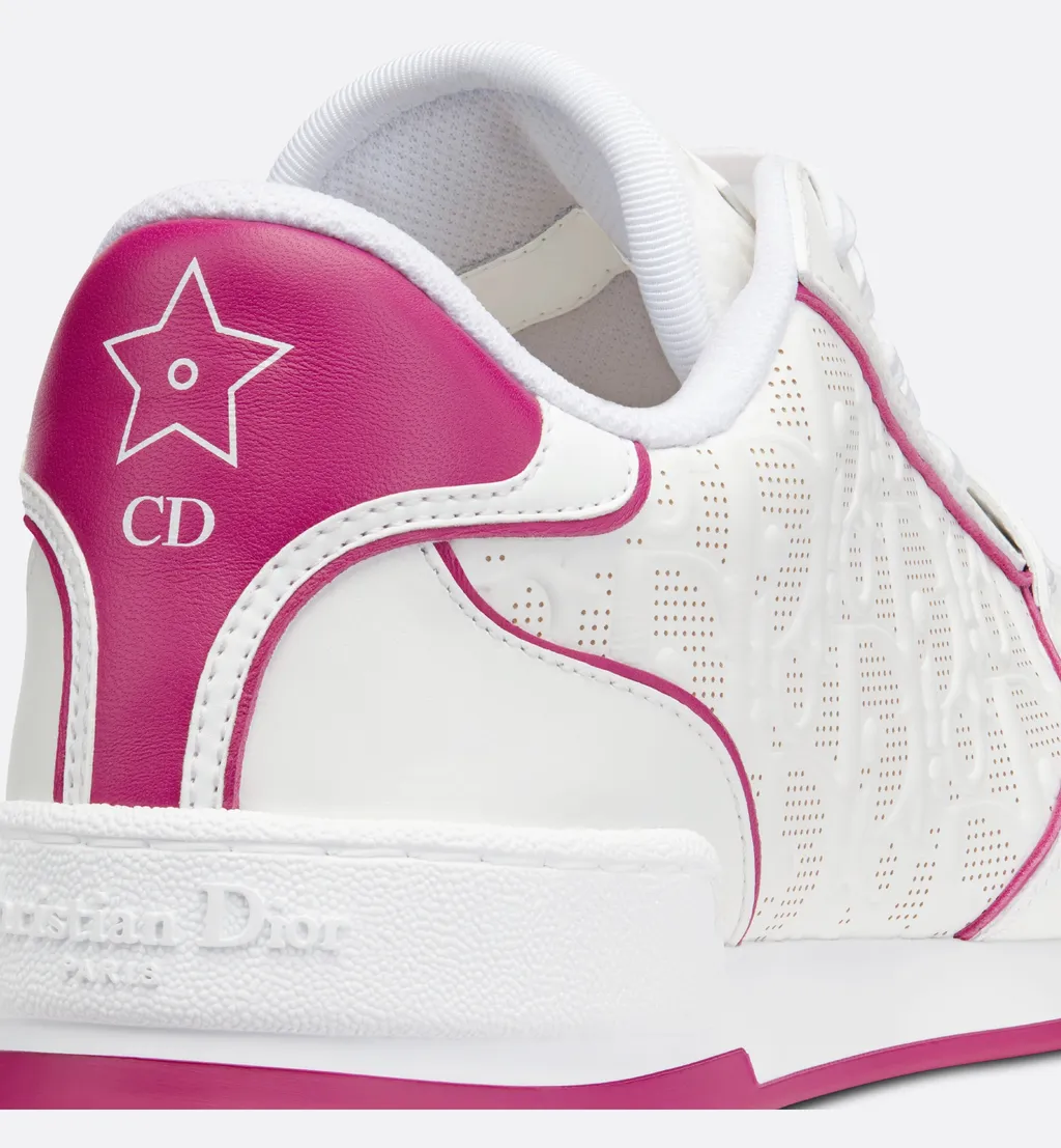 One Sneaker