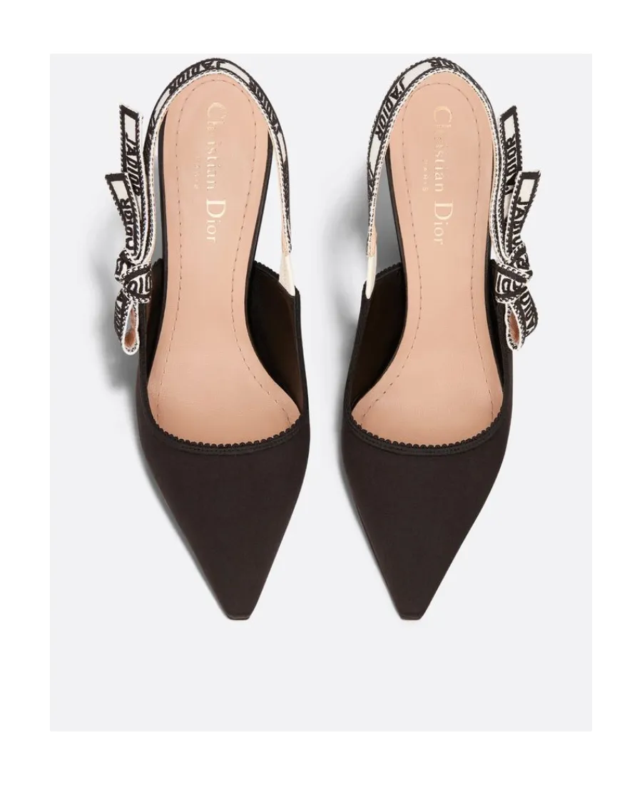 Hit The Details Of The Pointed High Heels