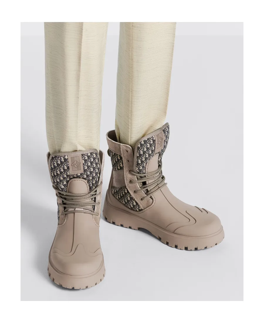 Garden Lace-Up Boot