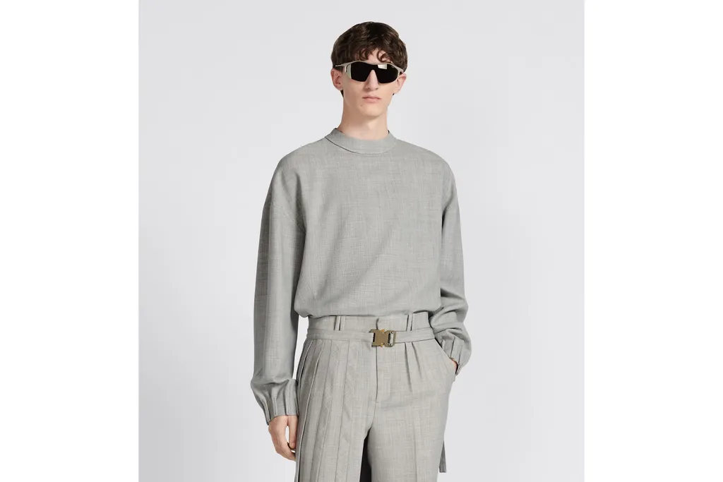 Button Detailed Crewneck Top