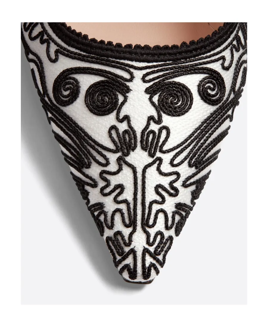 J'adior Slingback Pump