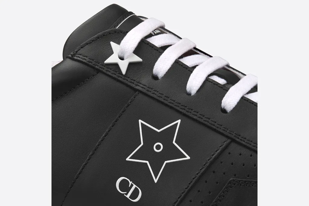 Star Sneaker