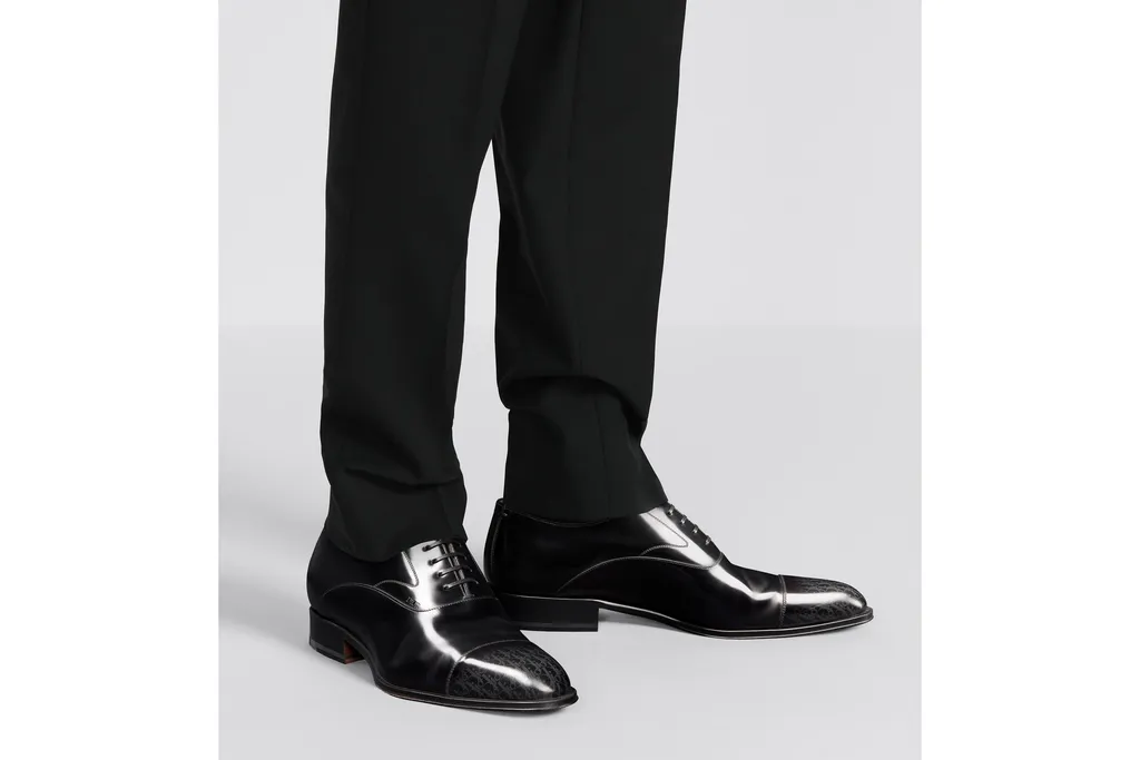 Timeless Oxford Shoe