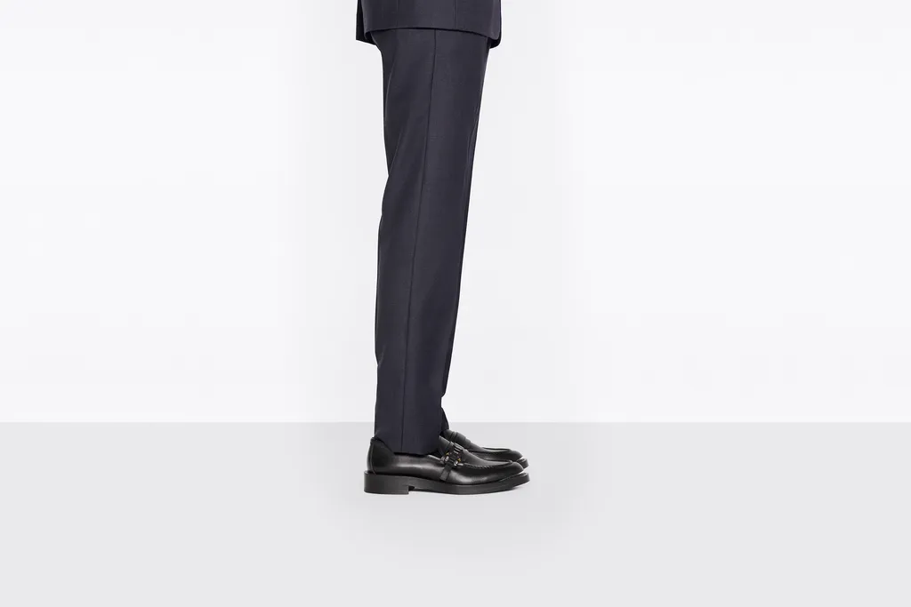Evidence Buckle Detailed Loafer