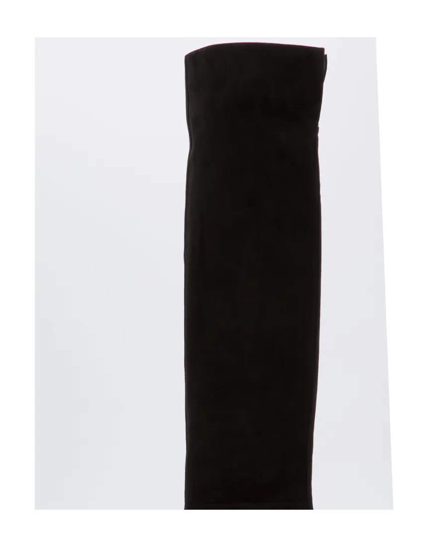 Pointed Boots