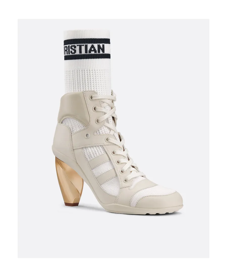 Logo Boots