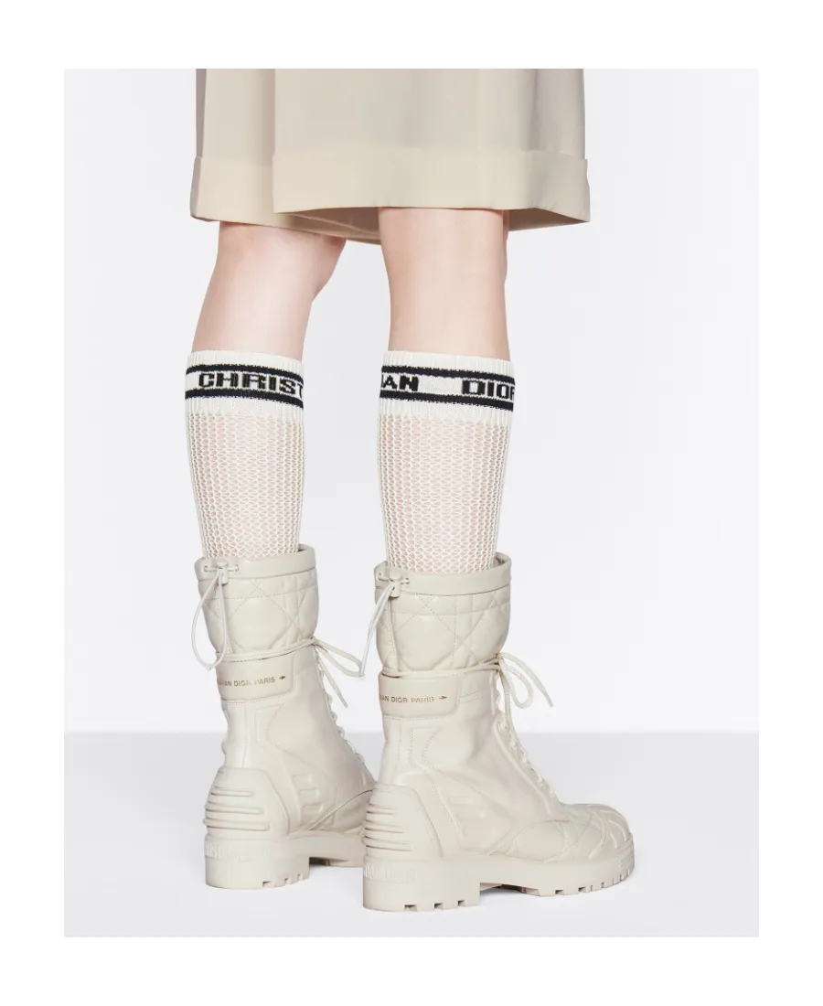 Logo Boots