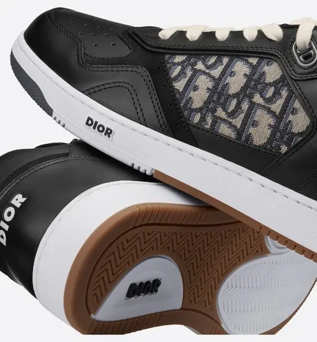 B27 Low-Top Sneakers