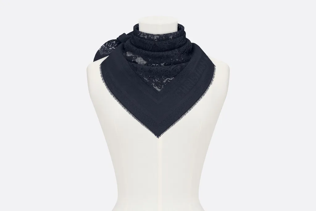 Logo Scarf