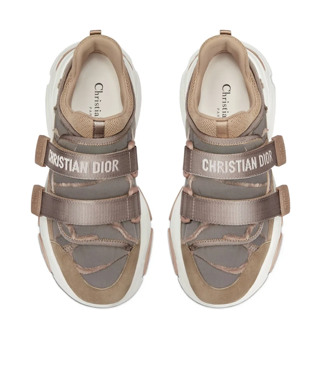 D-Wander Sneakers