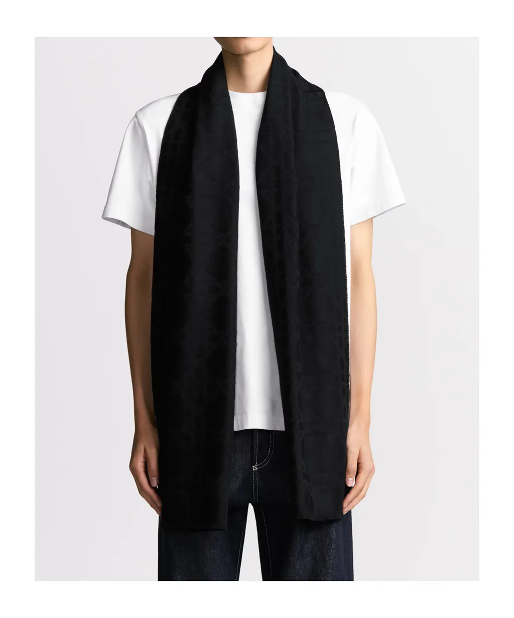 Cannage Scarf