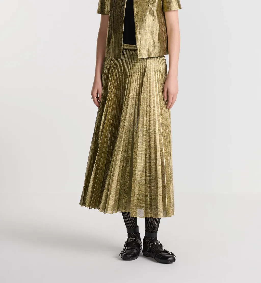 Or Mid-Length Pleated Skirt