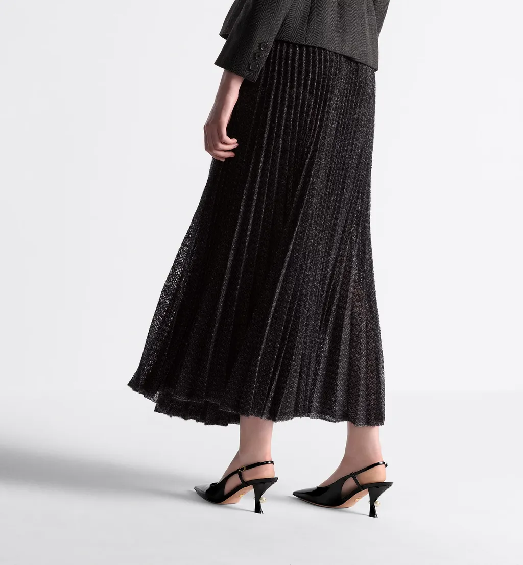 Pleated Mid-Length Skirt