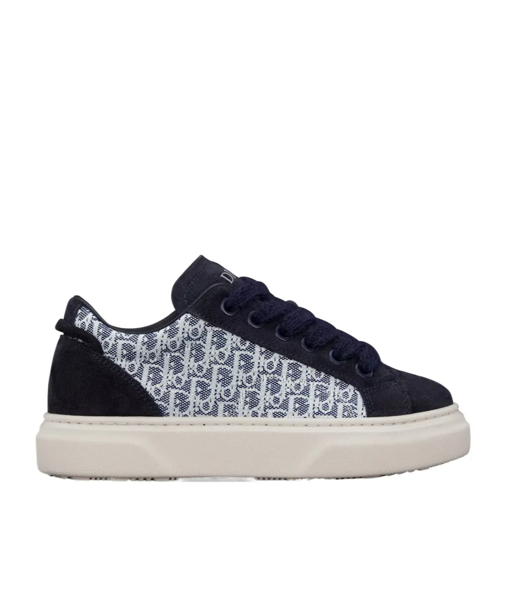 B33 Low-Top Sneaker