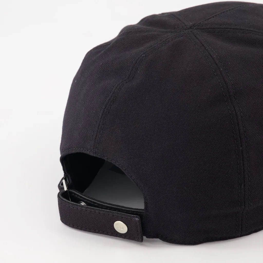 Logo Hat