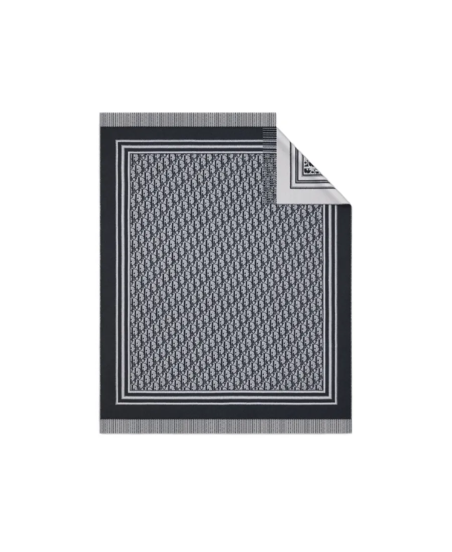 Oblique Blanket
