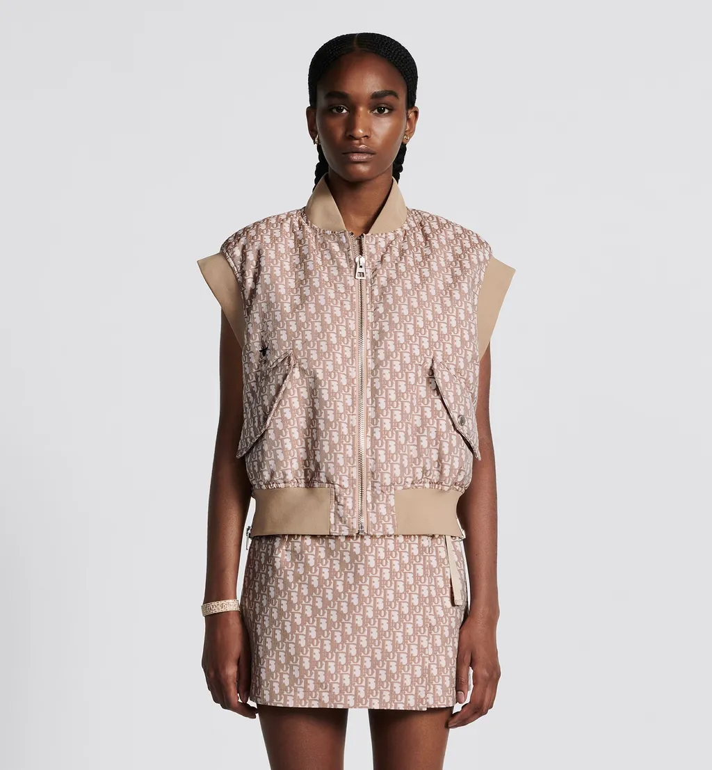 Sleeveless Vest