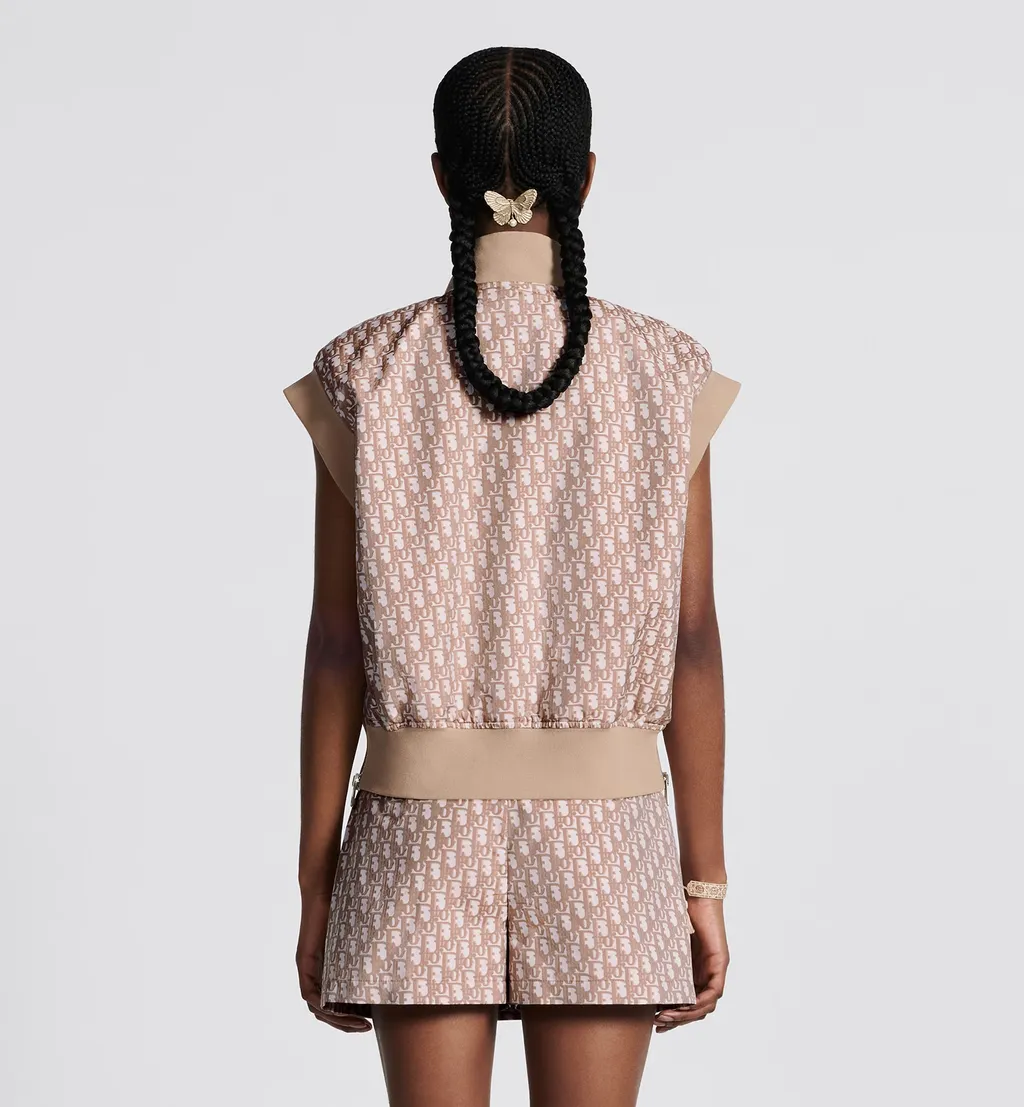 Sleeveless Vest