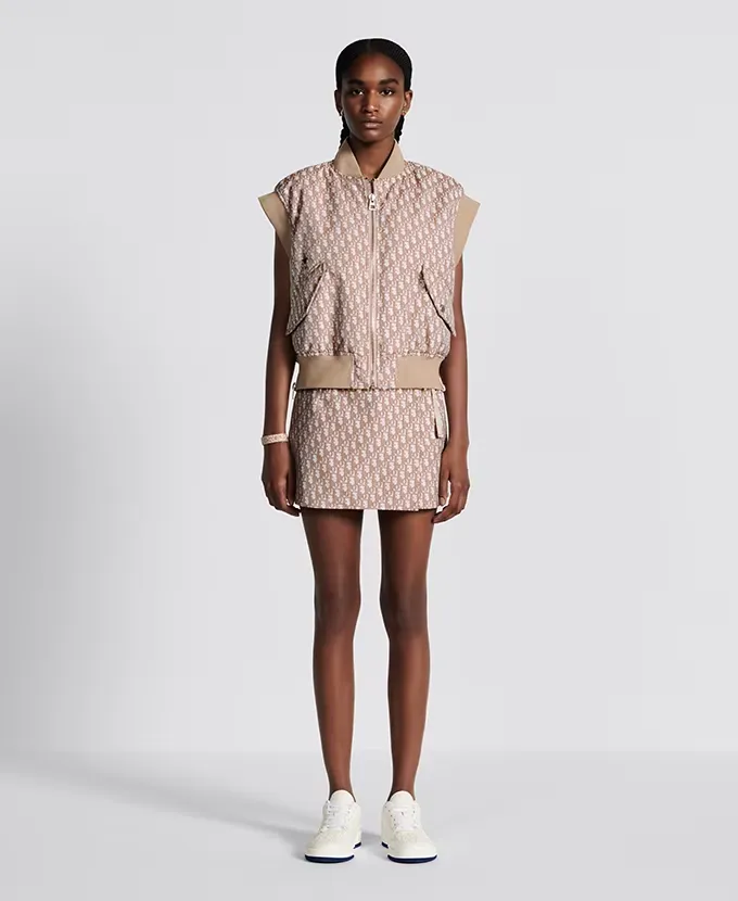 Sleeveless Vest