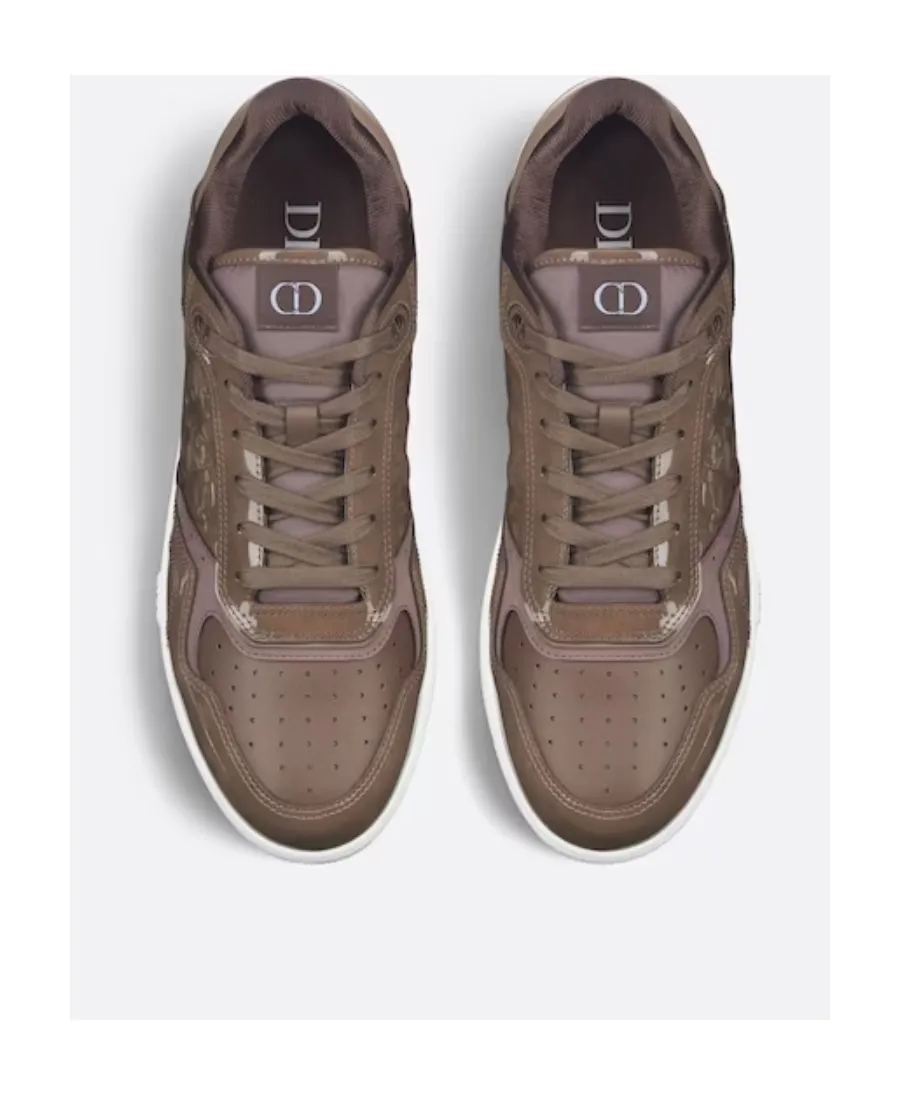 B27 Low-Top Sneaker
