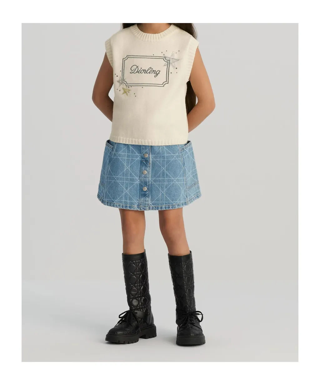 Sleeveless Knitted Vest
