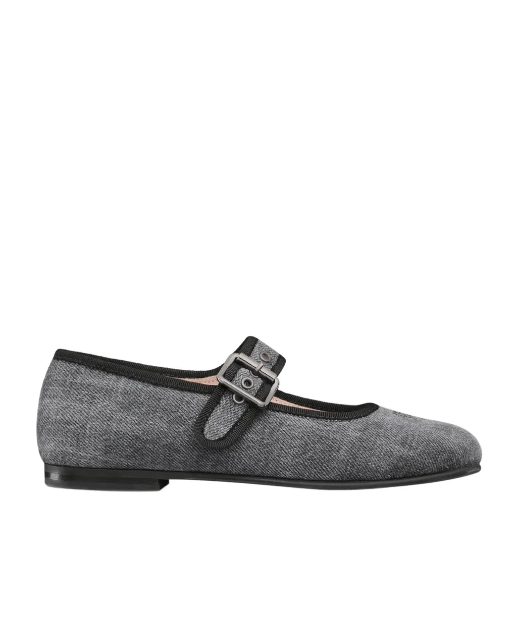 Round-Toed Ballet Flats