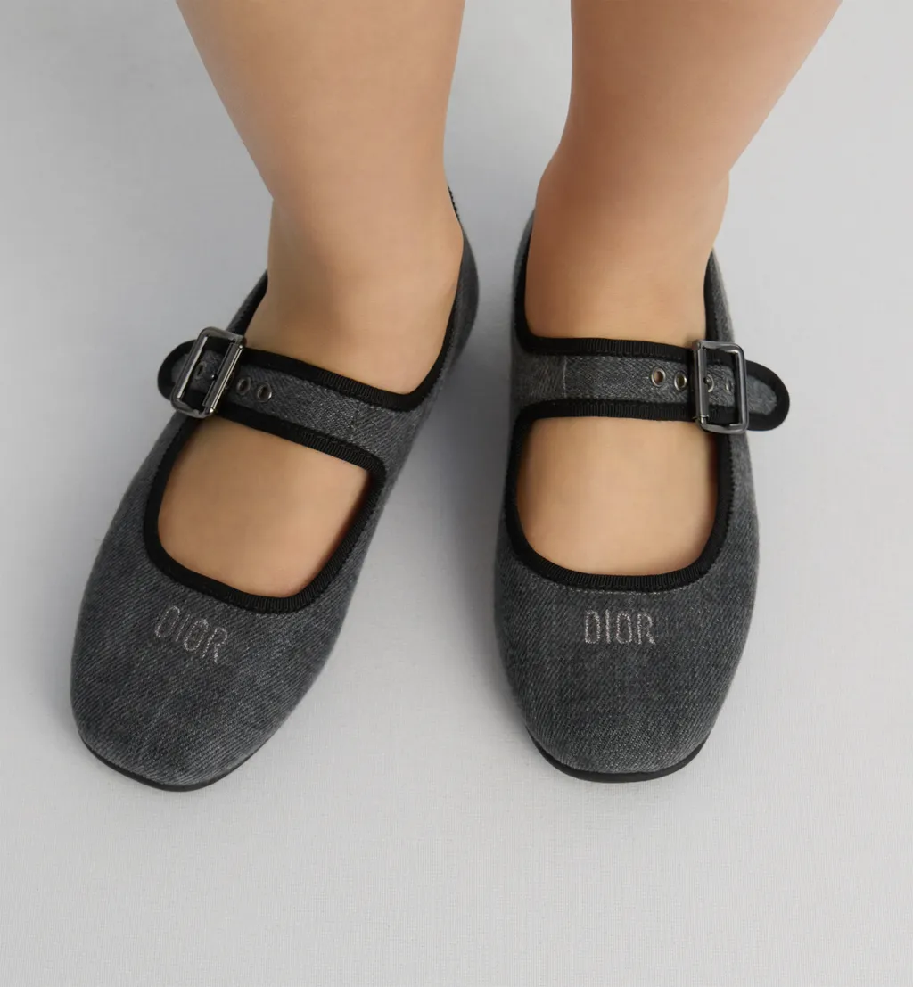 Round-Toed Ballet Flats
