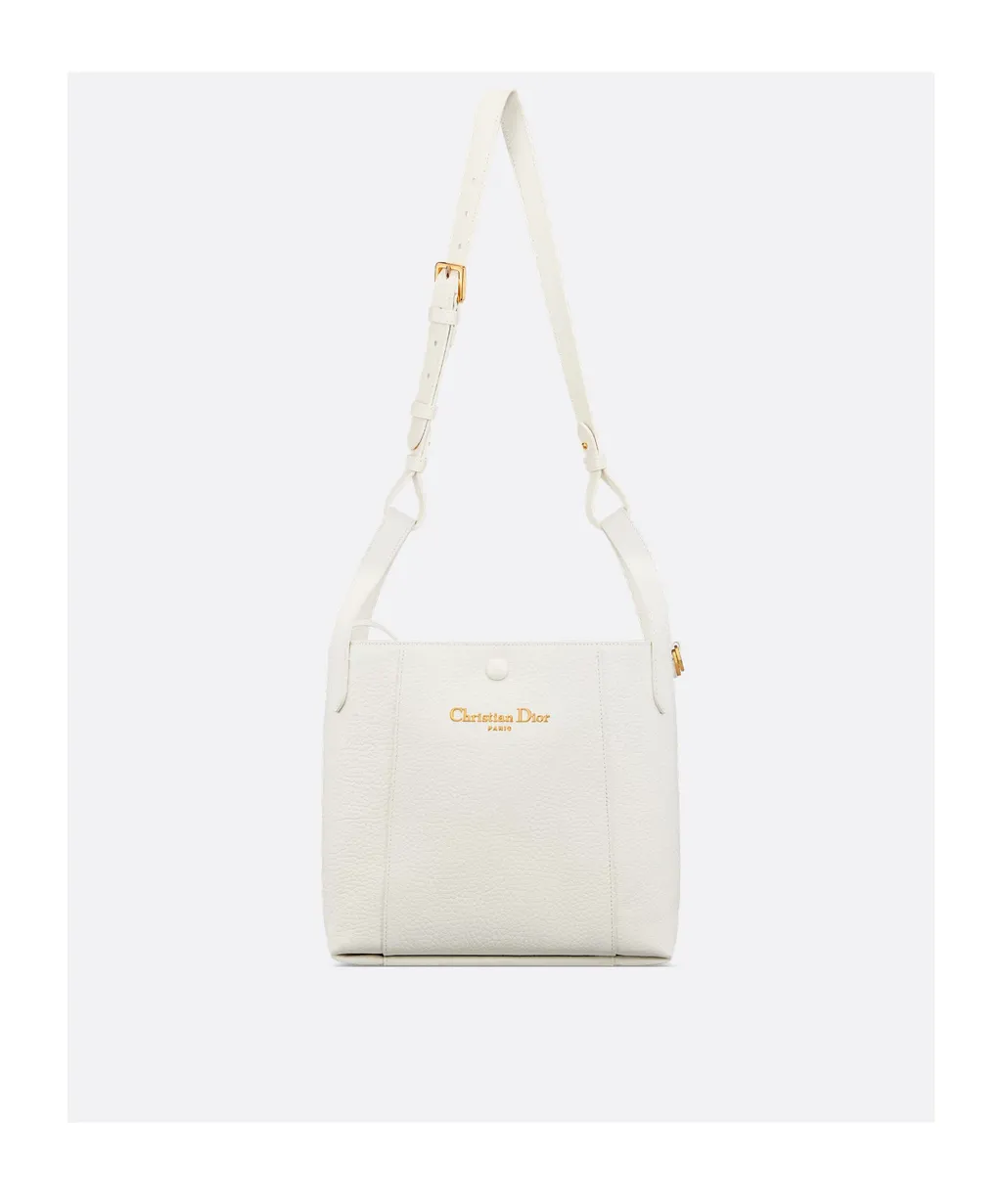 Medium Signature Bucket Bag