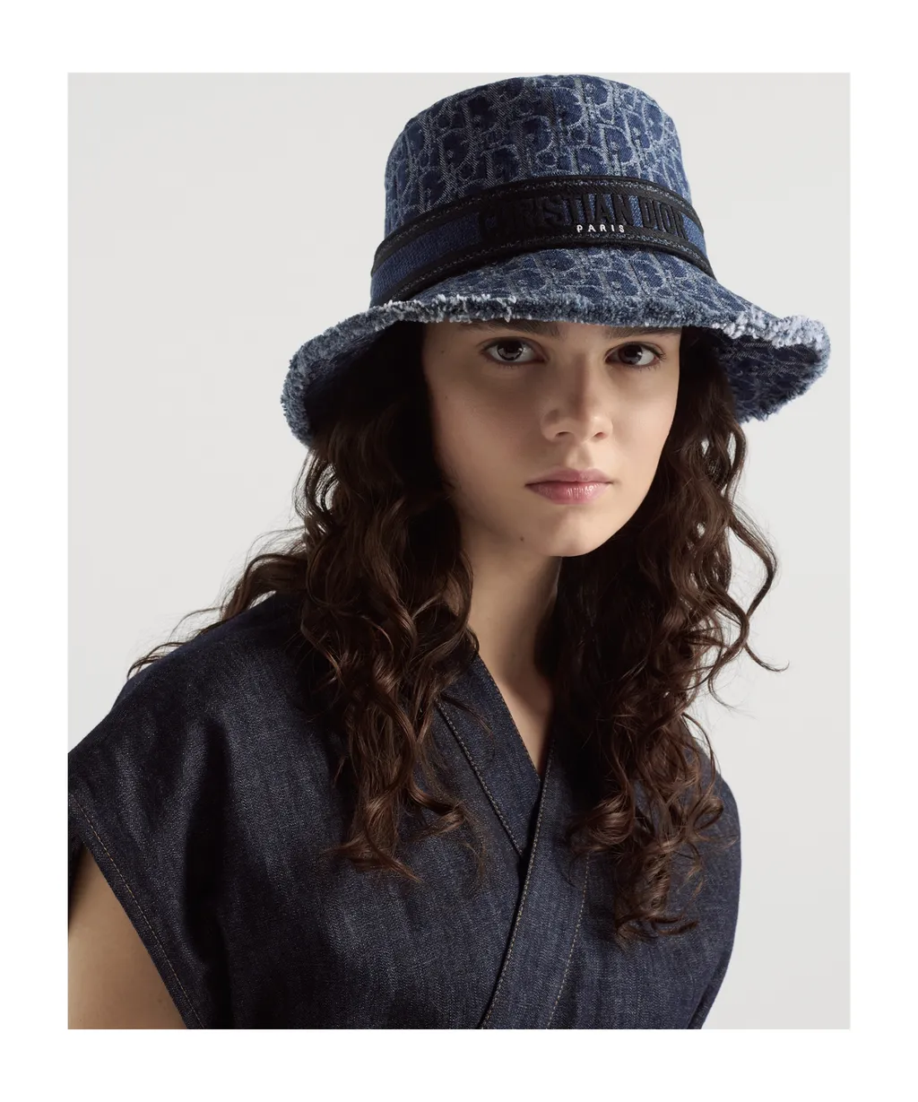 D-Bobby Small Brim Bucket Hat