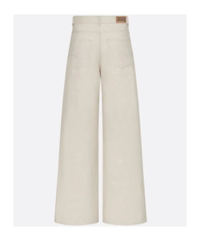 8 Flared Jeans