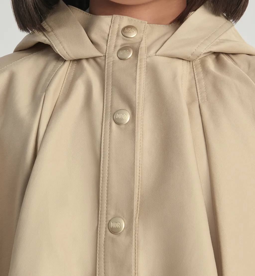 Hooded Cape