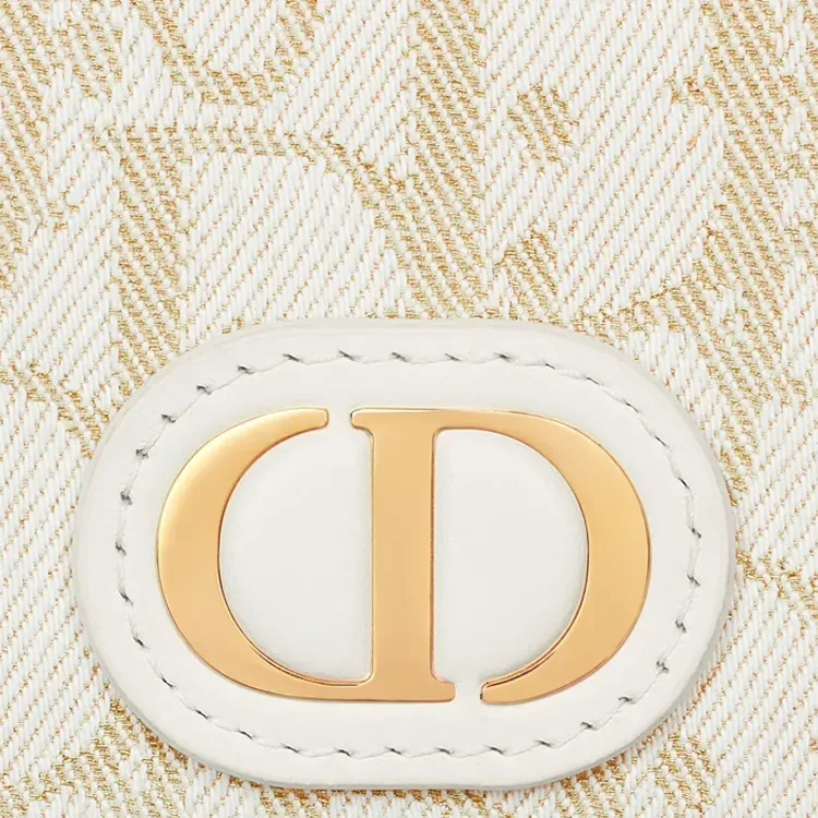 30 Montaigne Wallet