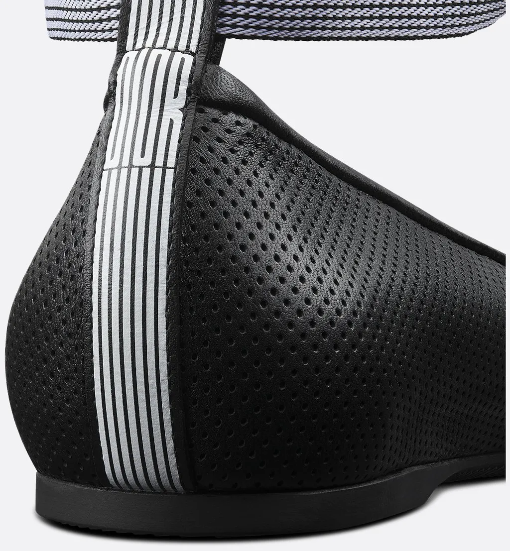 D-Journey Lace-Up Ballet Flat