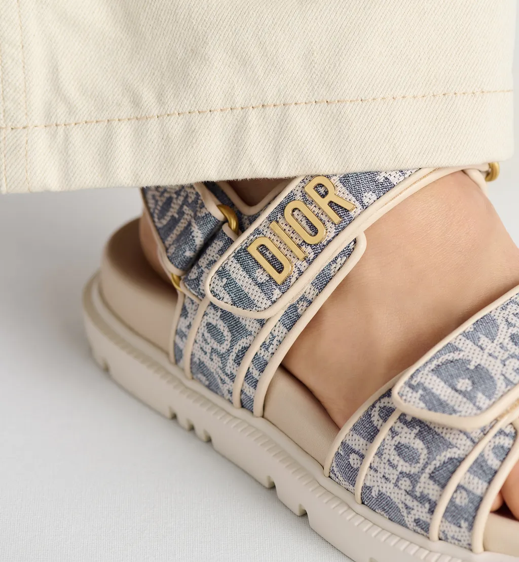 Dioract Logo Plaque Double-Strap Sandals