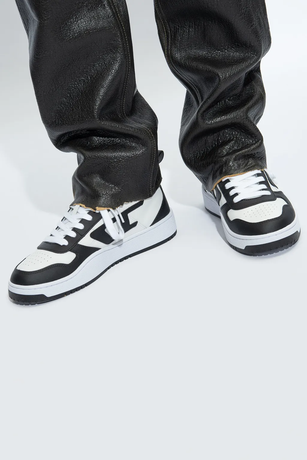 S-Ukiyo V2 Mid Panelled Sneakers