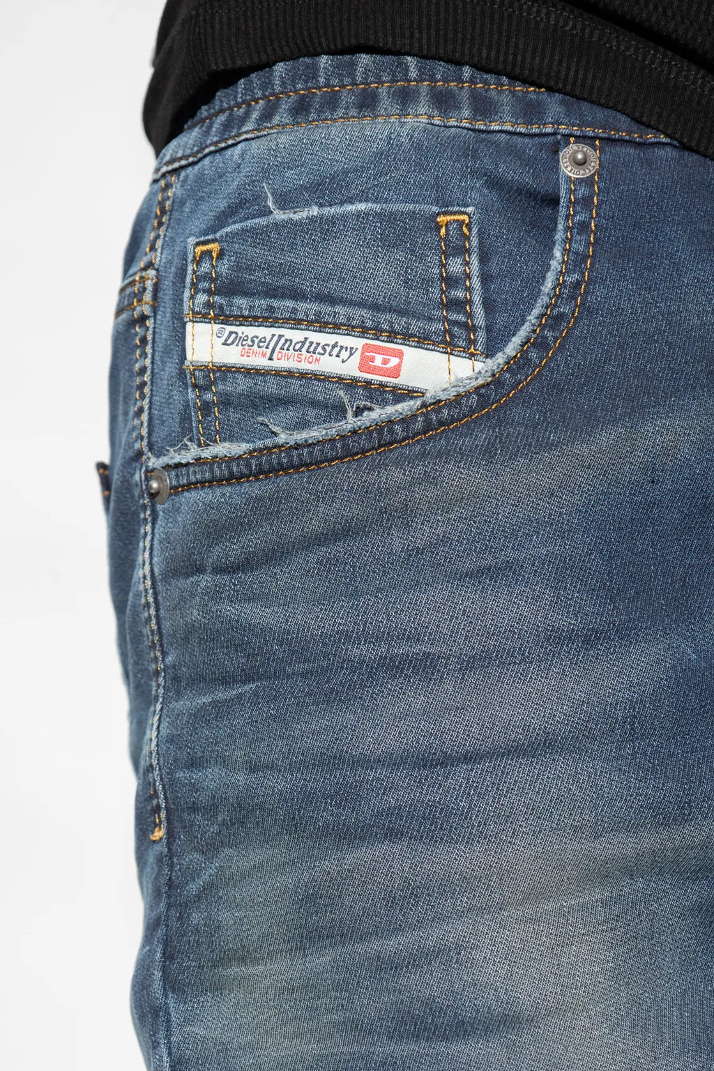 D-Krailey Low-Rise Tapered Jeans