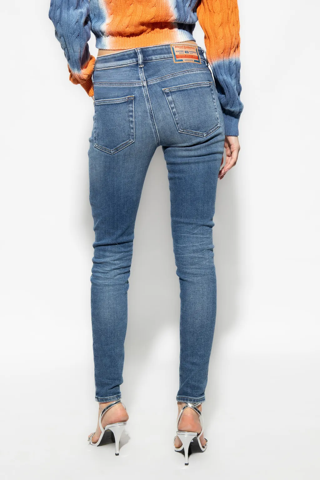 Belt-Loop Jeans