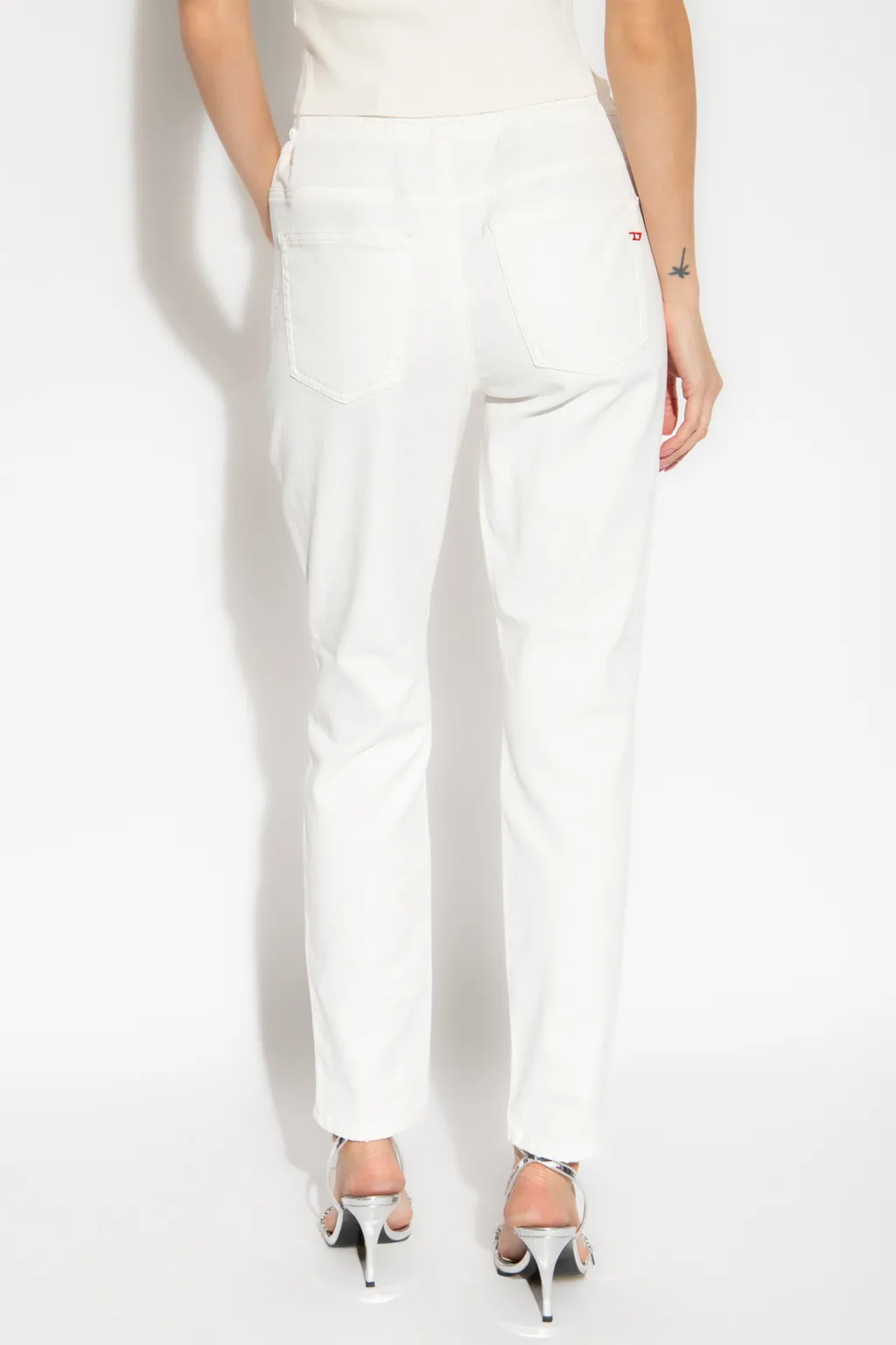 D-Krailey Distressed-Finish Boyfriend Jeans
