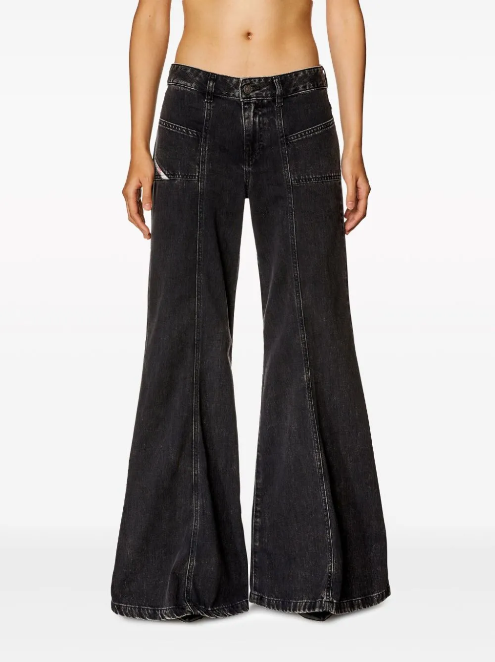 D-Akii Low-Rise Bootcut Jeans