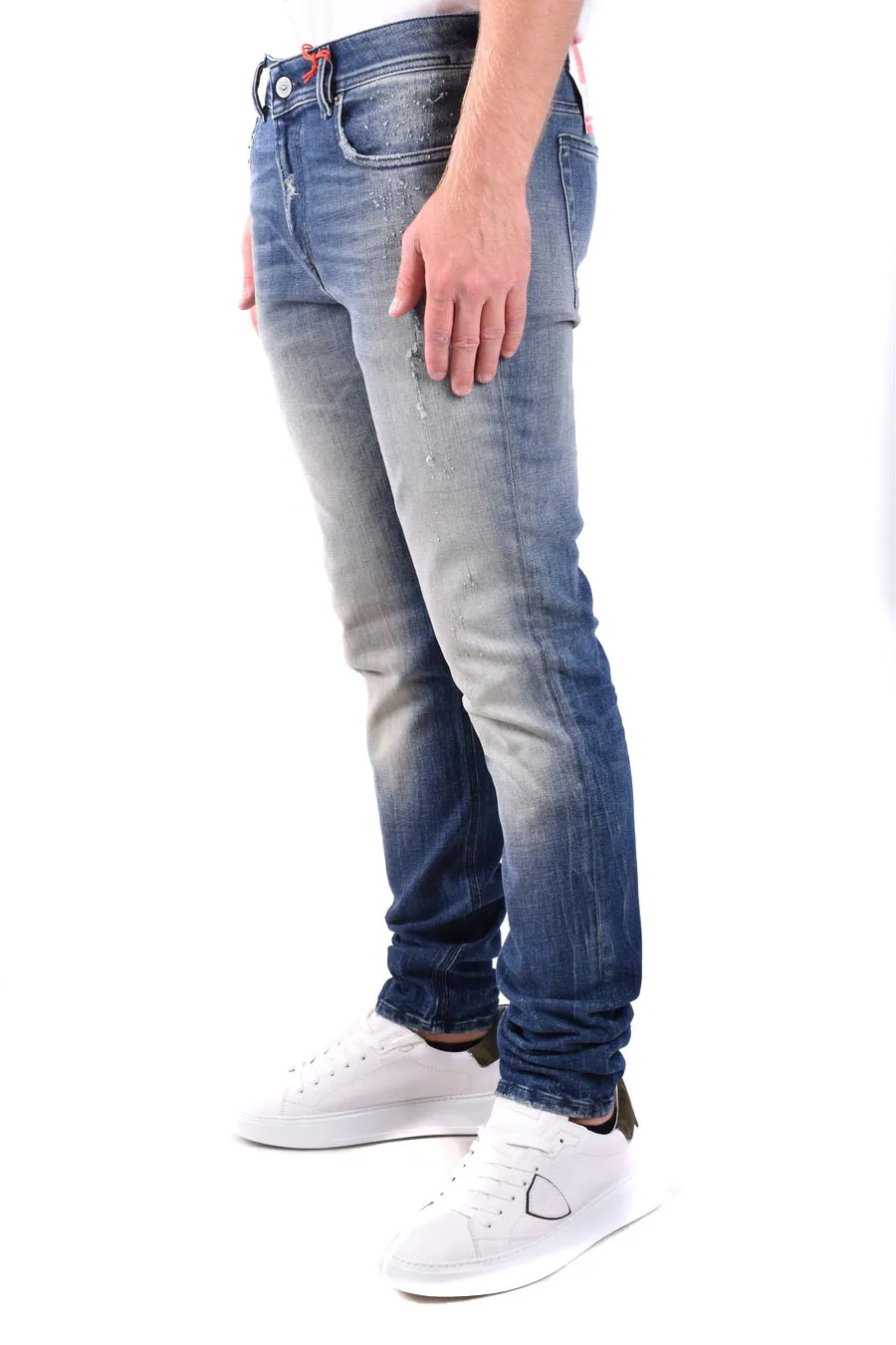 1979 Sleenker Distressed Skinny Jeans