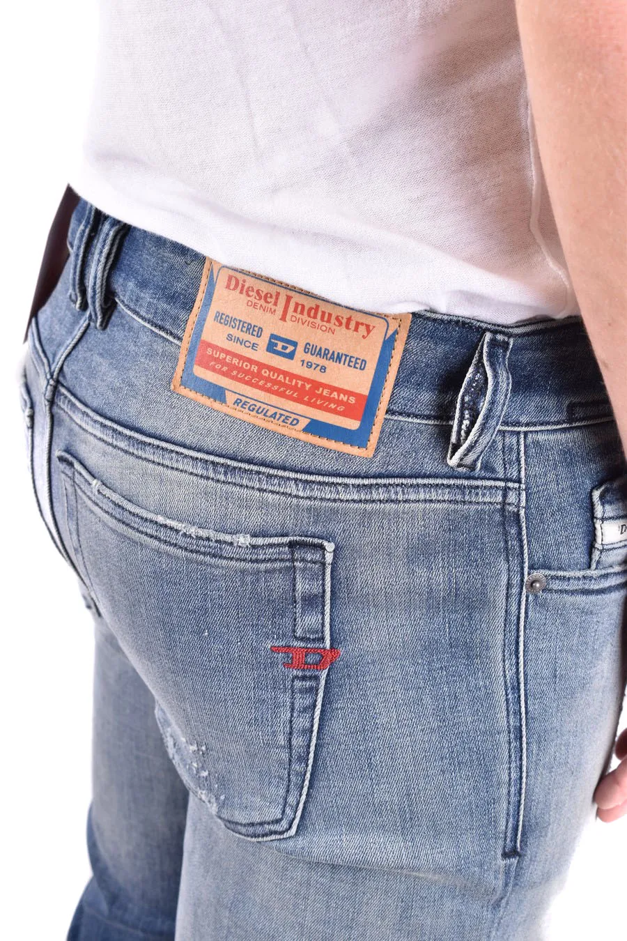 1979 Sleenker Distressed Skinny Jeans