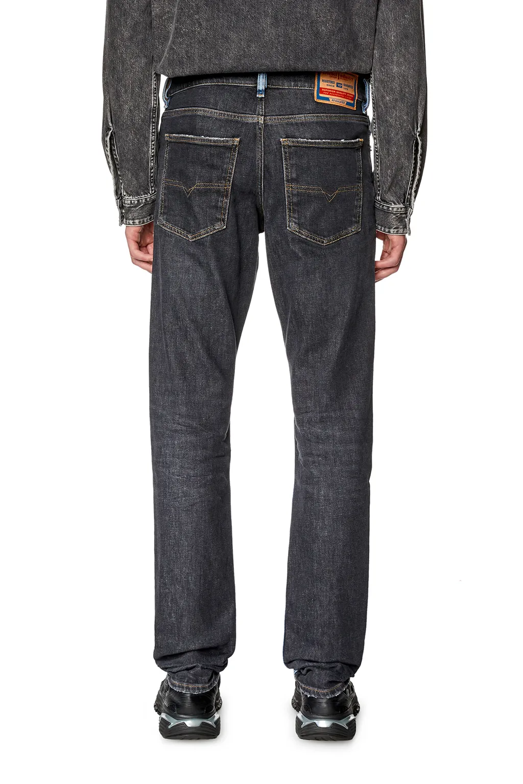 1995 D-Sark Mid-Rise Straight-Leg Jeans