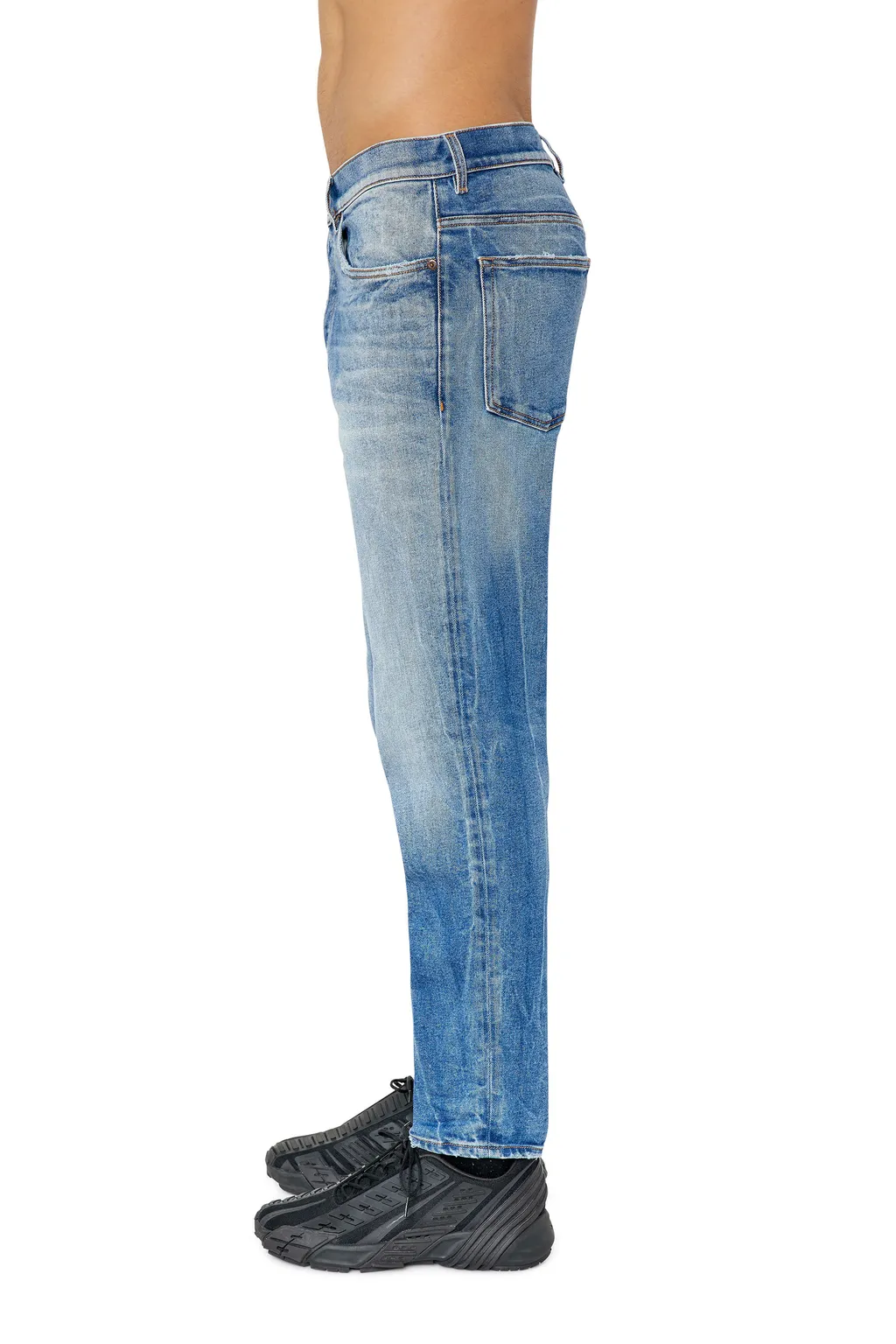D-Fining Tapered-Leg Jeans