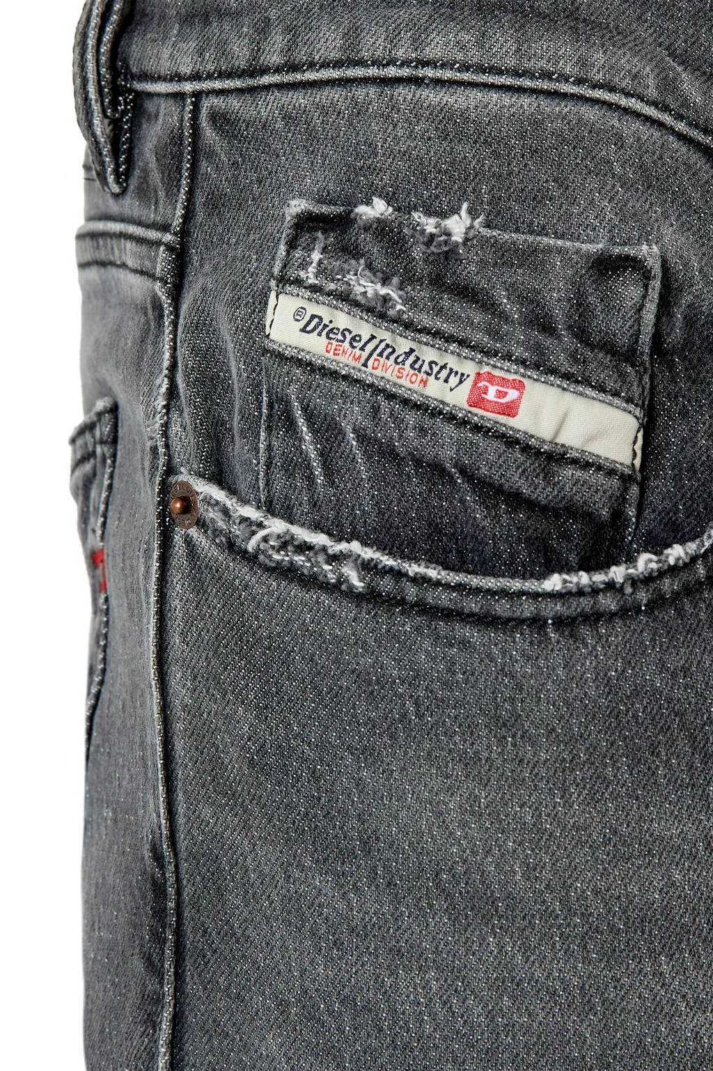 D-Strukt Fitted Jeans