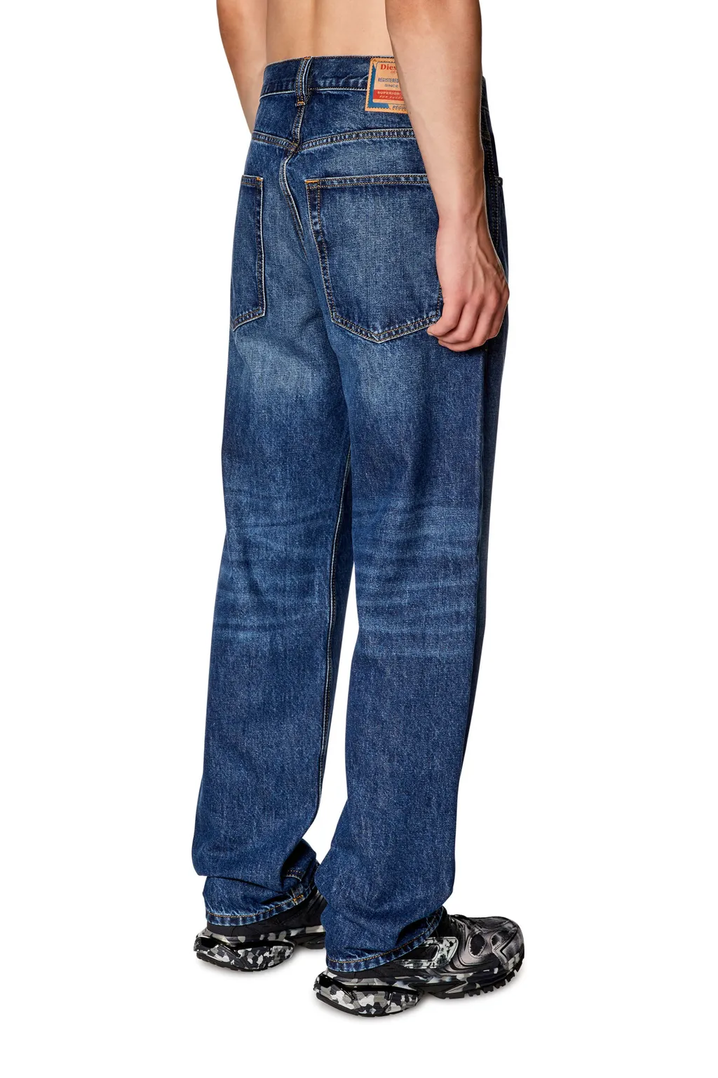 D-Macs Straight-Leg Jeans